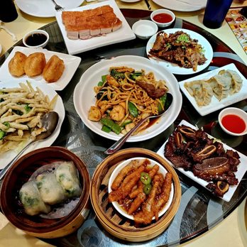 MingHin Cuisine - Our table - Dim Sum Near Me - Rolling Meadows, Illinois