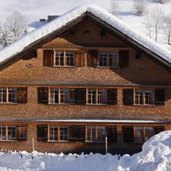 Naze's Hus