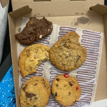 Insomnia Cookies - Desserts Near Me - New York, New York Insomnia Cookies - Desserts Near Me - New York, New York