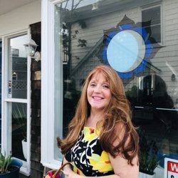 Fiore di Luna Salon - Blonde and red. Fiery and fierce over at Fiore di Luna