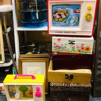 The Vintage Flea - Flea Markets Near Me - Fall City, Washington