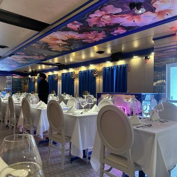 Blu’ Steakhouse - View from out table - Steakhouses Near Me - Hollywood, Florida