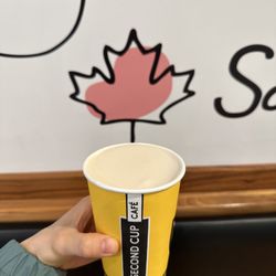 Second Cup Café - latte