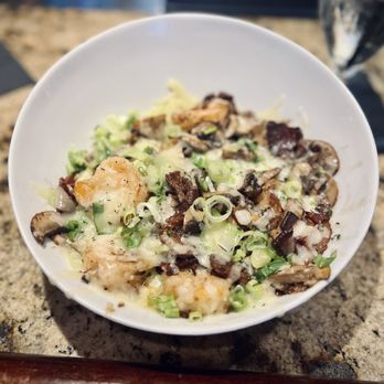 Kathryn's - Carolina Classic - Shrimp & Grits - American Near Me - Emerald Isle, North Carolina