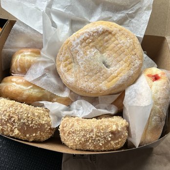 Frosty's Donuts - Butternut, twists & raspberry jelly! - Donuts Near Me - Brunswick, Maine Frosty's Donuts - Butternut, twists & raspberry jelly! - Donuts Near Me - Brunswick, Maine