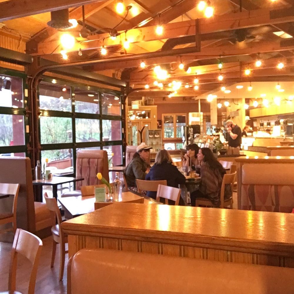 Ridge Cafe - Inside the cafe - Pizza Near Me - Draper, Utah Ridge Cafe - Inside the cafe - Pizza Near Me - Draper, Utah