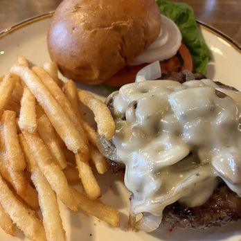 Elevations Eatery And Bar - Bison burger - Burgers Near Me - Estes Park, Colorado