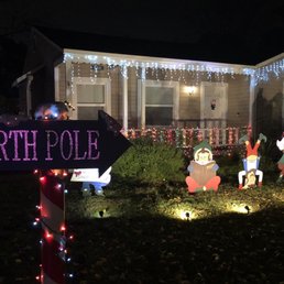Photo of East Sacramento's Fab 40s Christmas Lights - Sacramento, CA, United States. FAB 40s @ Christmas !!!