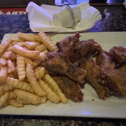 SUDO BAR & GRILL - Jerk/Lemon Pepper wings with fries