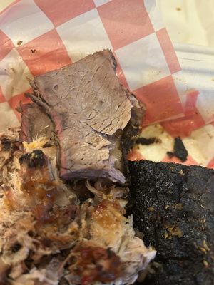 Blvd Bar B Q & Wings