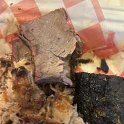 Blvd Bar B Q & Wings