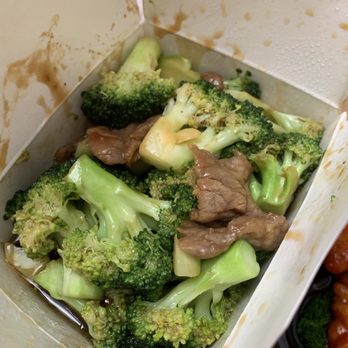 Cheng's Kitchen - Beef and Broccoli - Chinese Near Me - Alpha, New Jersey