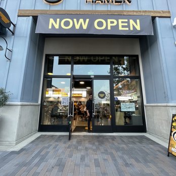 Silverlake Ramen - Outside - Ramen Near Me - Porter Ranch, California Silverlake Ramen - Outside - Ramen Near Me - Porter Ranch, California