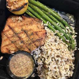 Salmon, mustard sauce, rice Salmon, mustard sauce, rice