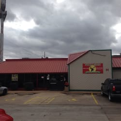 Taqueria Fernandez - Outside