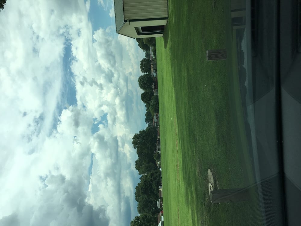 Farnsley Golf Course Logo