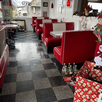 Dixie Lee Diner - Front dining room - Diners Near Me - Monteagle, Tennessee Dixie Lee Diner - Front dining room - Diners Near Me - Monteagle, Tennessee