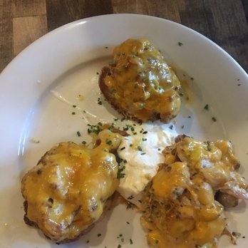 Mama's on the Half Shell - Seafood Skins - Bars Near Me - Baltimore, Maryland