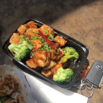 The Rice Box - general tso tofu. picture looks good but oil tasted very old and unpleasant - Asian Fusion Near Me - Houston, Texas