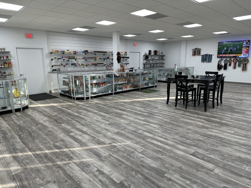 ROUTE 33 SMOKE SHOP Updated September 2024 18901 Eltham Rd, West