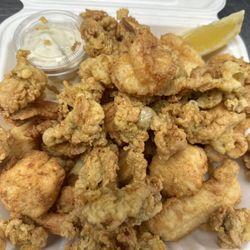 Waves Seafood - Platter with big, juicy servings