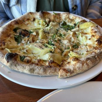Pepperoni Grill - Chicken, Organic Spinach & Artichoke Pizza - Italian Near Me - Edmond, Oklahoma Pepperoni Grill - Chicken, Organic Spinach & Artichoke Pizza - Italian Near Me - Edmond, Oklahoma