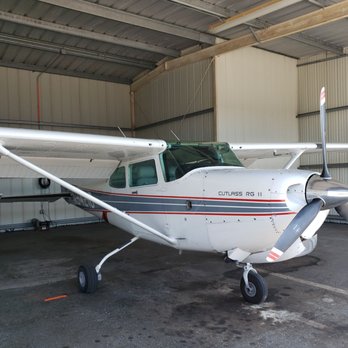 Indianapolis Regional Airport - Flying out for lunch - Airports Near Me - Greenfield, Indiana Indianapolis Regional Airport - Flying out for lunch - Airports Near Me - Greenfield, Indiana