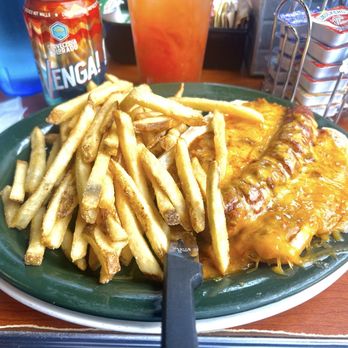 Sam's No 3 - Chili cheese dog - Breakfast & Brunch Near Me - Denver, Colorado