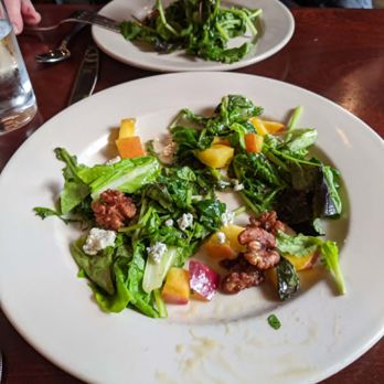 Dirty Dan Harris Steakhouse - Peach and Blueberry Salad - Seafood Near Me - Bellingham, Washington