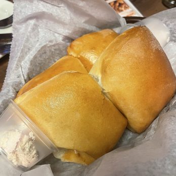 Texas Roadhouse - Famous honey buns - Steakhouses Near Me - Austin, Texas Texas Roadhouse - Famous honey buns - Steakhouses Near Me - Austin, Texas