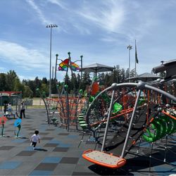 Cirque Park - Behind the big play structure and climbing area is a zip line!