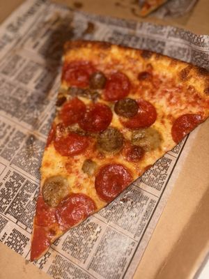 Side Piece Pizza by null