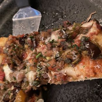 Six Eleven  - Veggies focaccia pizza - Bars Near Me - Martinez, California