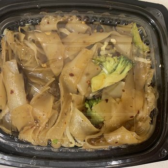 Tuk Tuk Thai Grill - Pad See Eew - Thai Near Me - Denver, Colorado