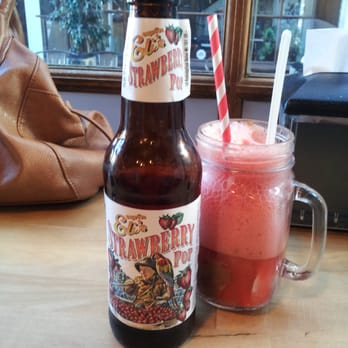 Float Pasadena - Strawberry pop and dark chocolate ice cream, yum! - Coffee & Tea Near Me - Pasadena, California Float Pasadena - Strawberry pop and dark chocolate ice cream, yum! - Coffee & Tea Near Me - Pasadena, California