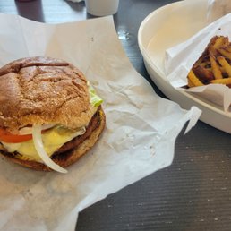Veggie burger with fries Veggie burger with fries