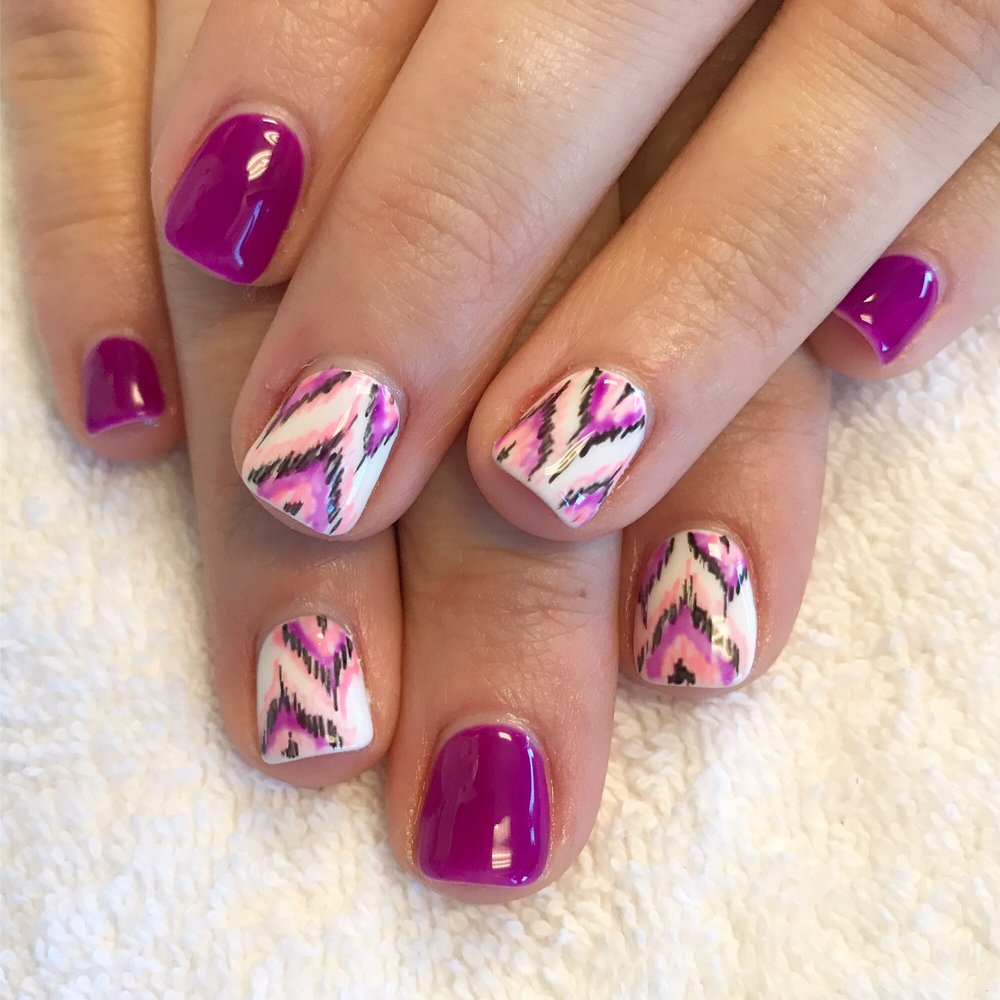 Crazi_Tracy's Nail Place - American Indian Pattern by Tracy - Nail Salons Near Me - Glendale, Arizona