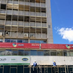 Multi Gráfica Rápida - lugar bem complicado de achar, no meio da confusão do setor comercial