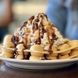 Wake ‘n Bacon - Turtle Waffle