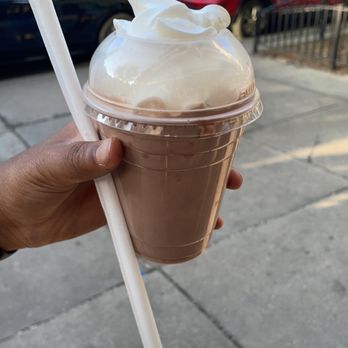 VinnyD's - Small Chocolate Milkshake - Gelato Near Me - Chicago, Illinois