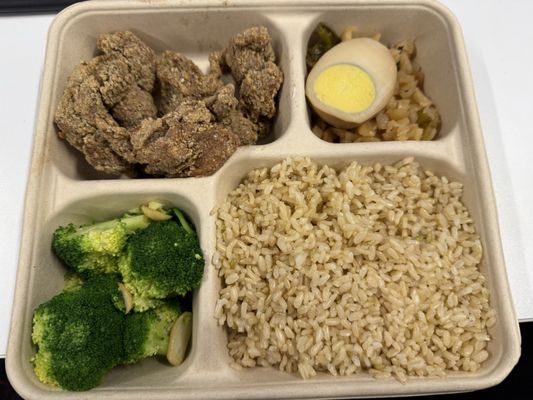 8090 Taiwanese Food by null
