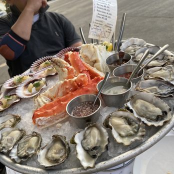 Fishing With Dynamite - Fresh Kumamoto oysters, New Zealand oysters, scallop, king crab legs - Seafood Near Me - Manhattan Beach, California