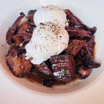 Le Crocodile - Oeufs en Meurette (wine-sauce soaked bread with poached eggs) - French Near Me - Brooklyn, New York