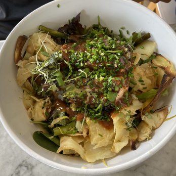 HÍFEN - Duck salad - Bars Near Me - Cascais, 11