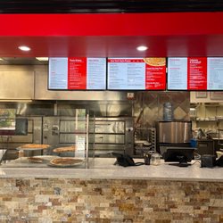 DelVecchio's Pizzeria & Italian Restaurant - No staff