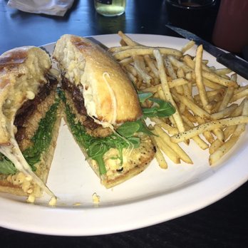 Chow Gastropub - medium well lamb and beef burger with candied bacon !!!!!!! - American Near Me - Springfield, Oregon