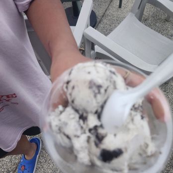 Sundae School Ice Cream - Ice Cream & Frozen Yogurt Near Me - Harwich, Massachusetts