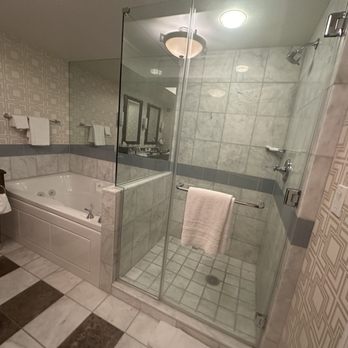 Caesars Palace - Don't be fooled. Moldy inside shower - Hotels Near Me - Las Vegas, Nevada Caesars Palace - Don't be fooled. Moldy inside shower - Hotels Near Me - Las Vegas, Nevada