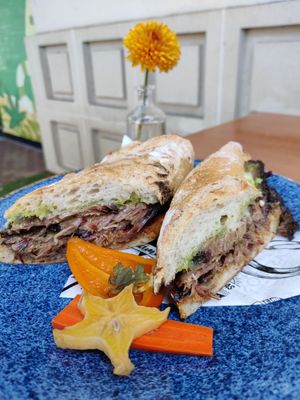 Castro's by null