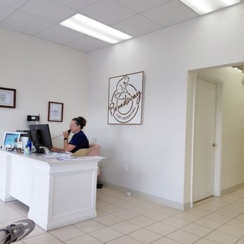 Broadway Cat Hospital - Receptionist - Veterinarians Near Me - Dunedin, Florida Broadway Cat Hospital - Receptionist - Veterinarians Near Me - Dunedin, Florida